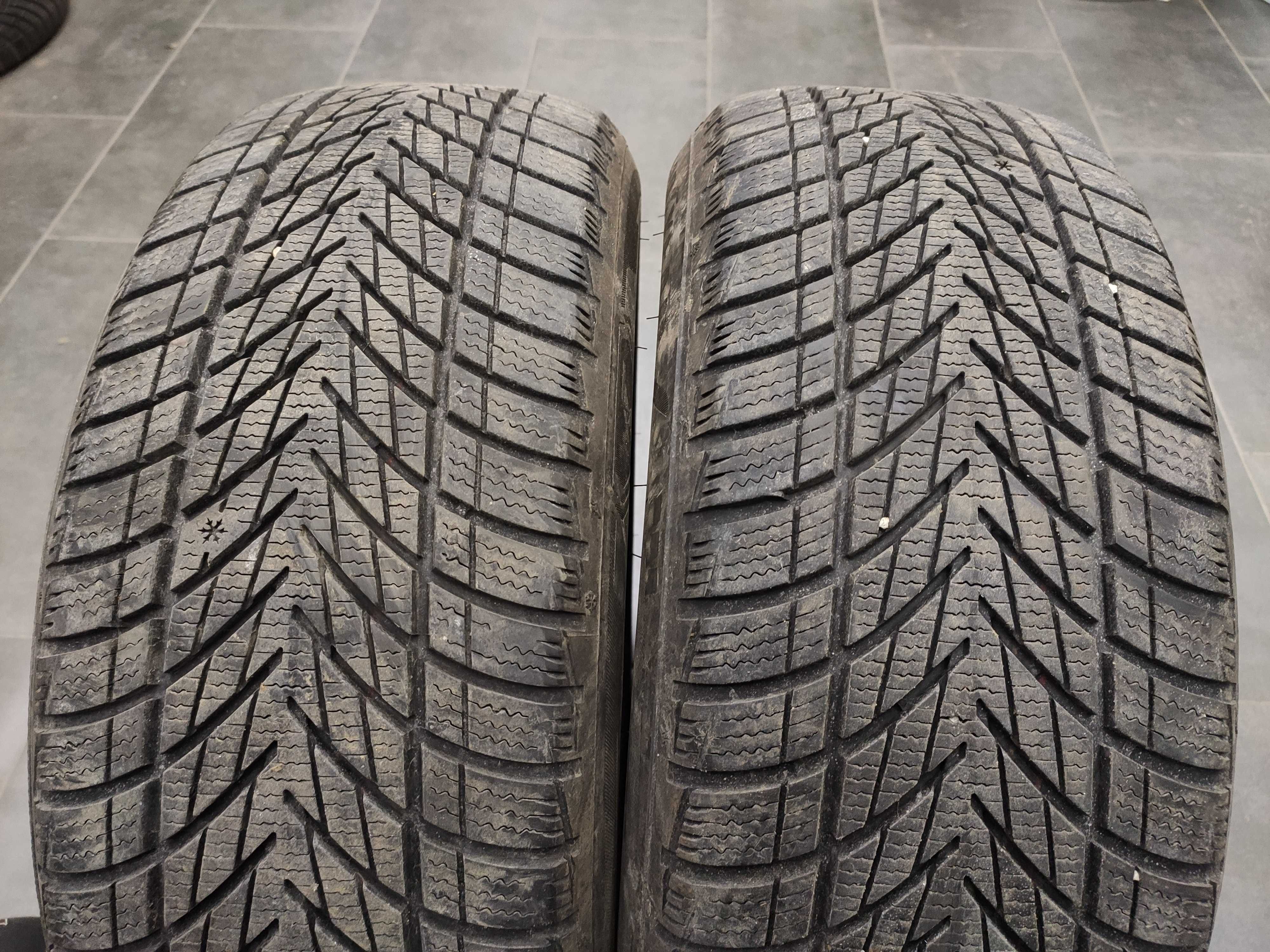 2бр Зимни гуми 205 55 16 - Goodyear - DOT 2023 -