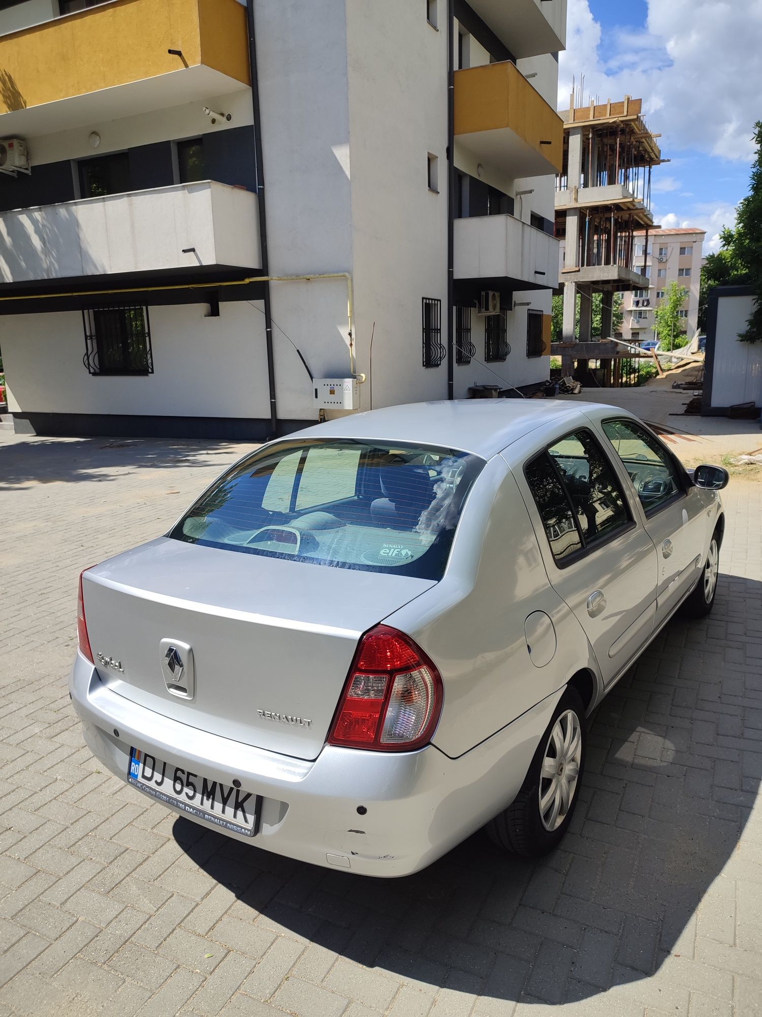 Vând Renault Clio diesel 93000 km!