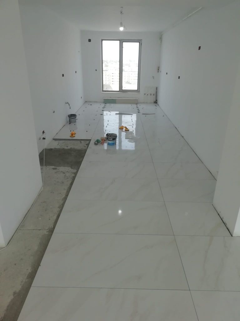 Execut lucrari in amenajari interioare si exterioare .