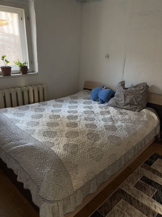 Продам кровать для спальный