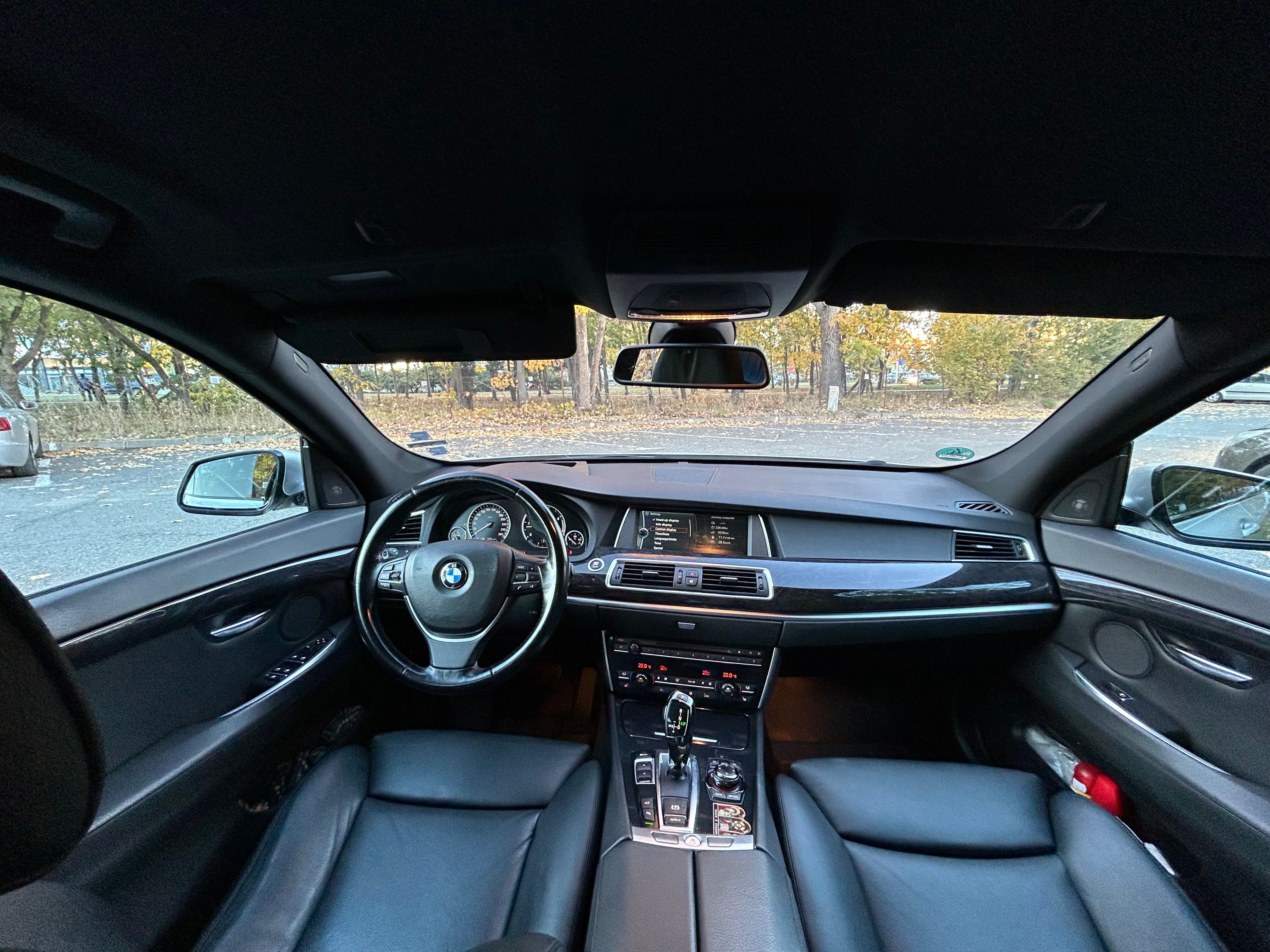 Продавам BMW 530D GT F07 Keyless go / Head-Up / Camera / Comfort Seats