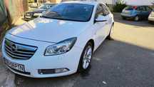 Opel Insignia 2.0 biturbo 195 CP diesel Cosmo trim
