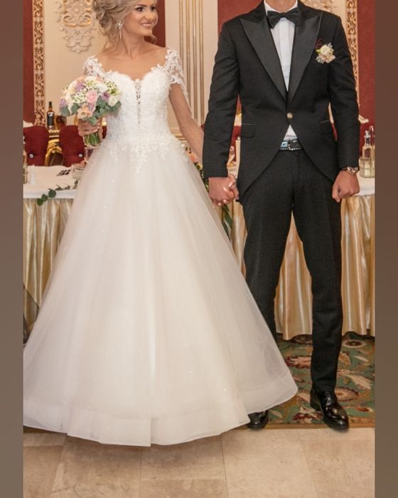 Rochie mireasa impecabila