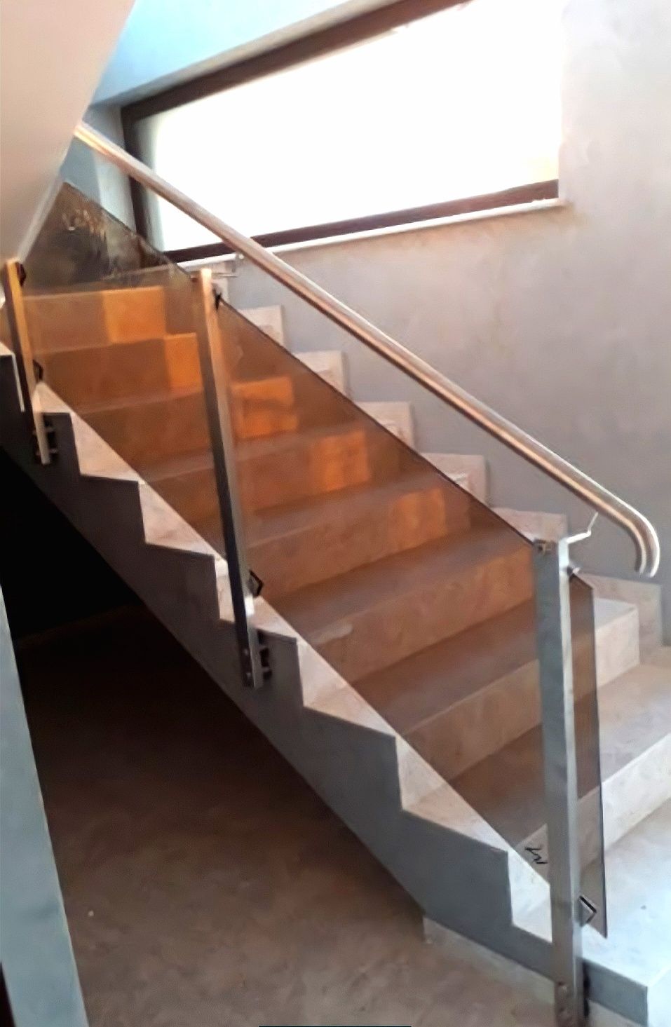 Balustrade inox sau sticlă /Cabine de duș