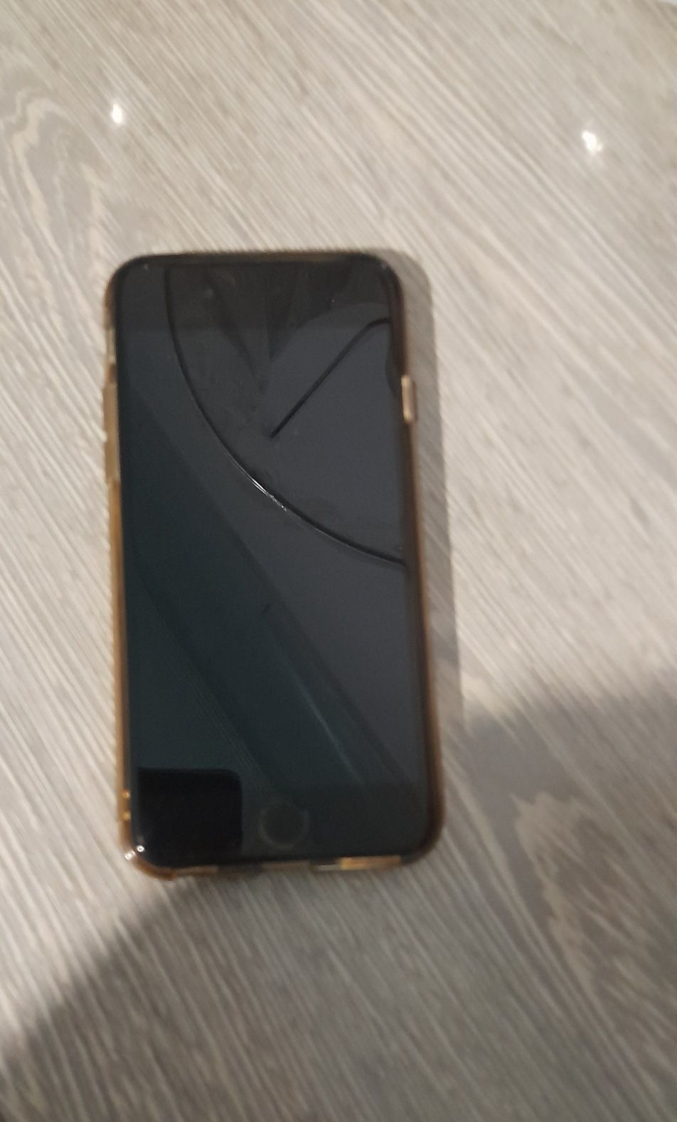 Telefon ayfon 6s