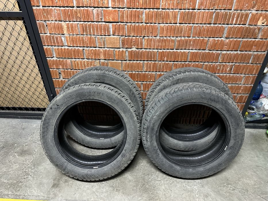 Nokian Hakapeliitta 10 SUV, шипованные R19