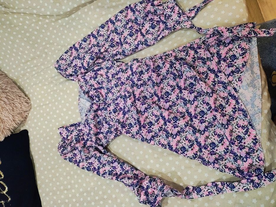 Спортно-елегатна цветна рокля