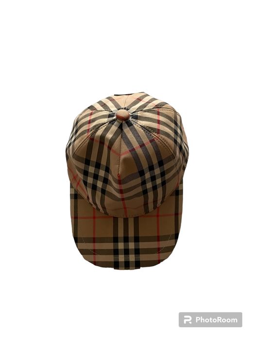 Burberry London шапка
