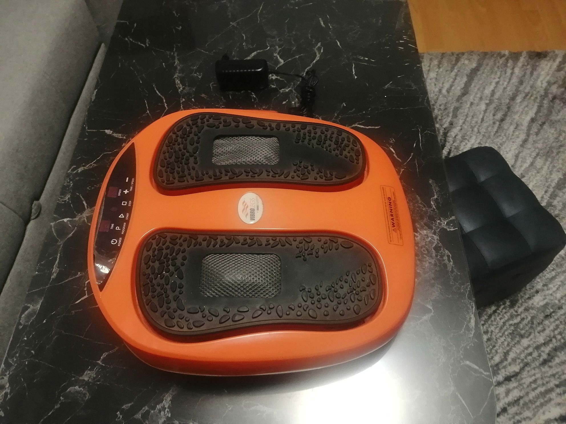 Масажор за крака VIBRO LEGS