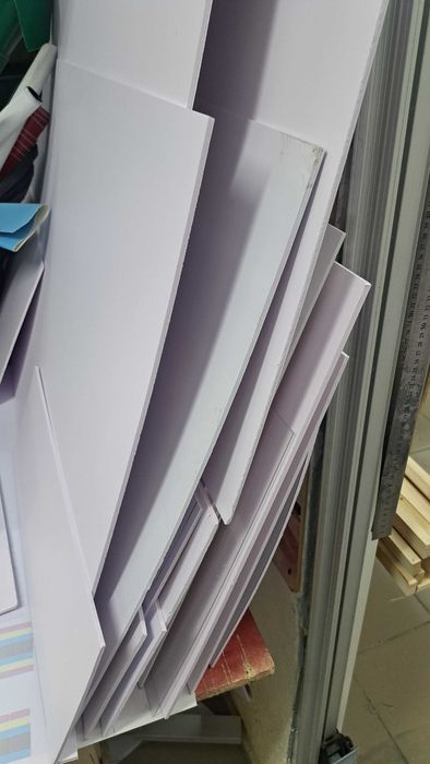 Продам ПВХ (Коматекс) кусками, остатки от А4 разные размеры