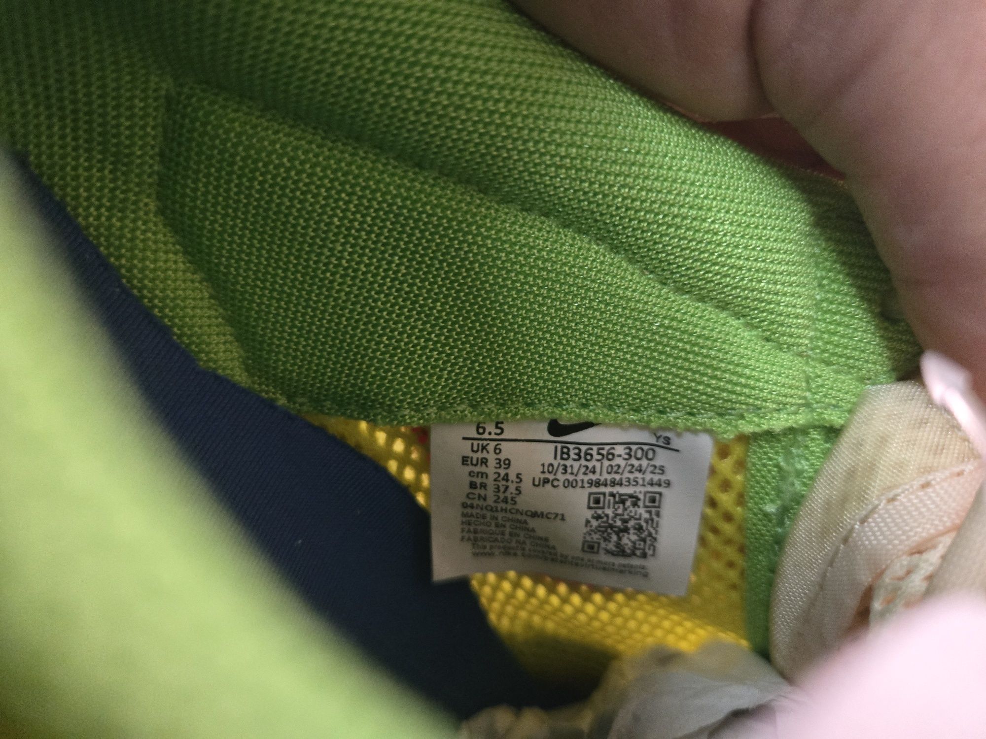 Nike Air Max Walffle оригинални дамски сникърси нови 39 номер