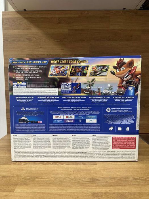 Playstation 4 slim със 2 джойстика