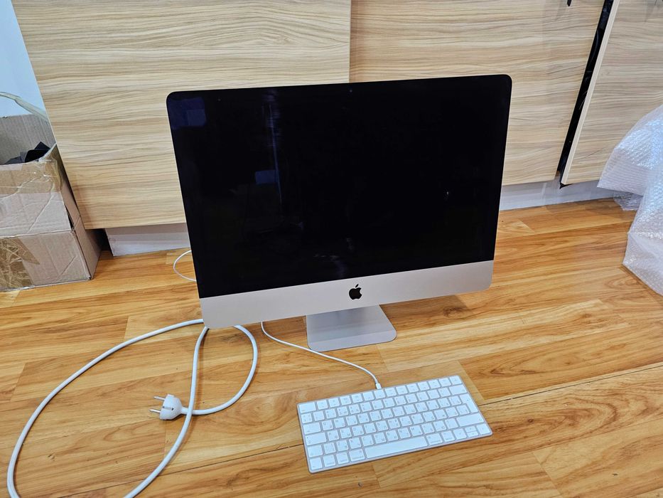 Продаю iMac 21.5" Retina 4K (2019)