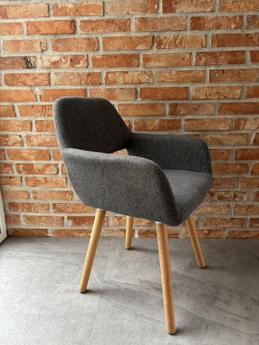 Scaune dining , stoga gri, picioare lemn 56X56X80 CM