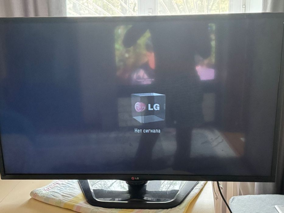 Продам Телевизор lg