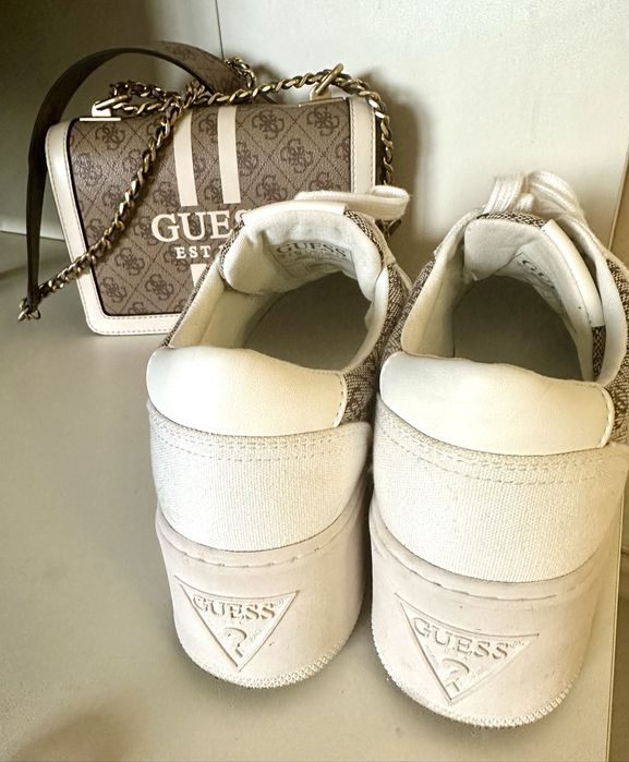 Guess сникърси на платформа и чанта