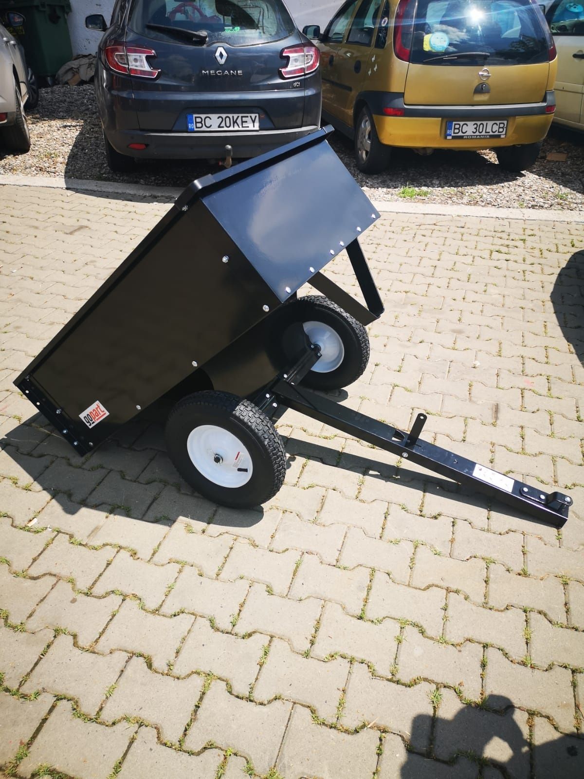 Remorca motocultor motosapa 5-7 atv tractor gazon pret 1000 lei se poa