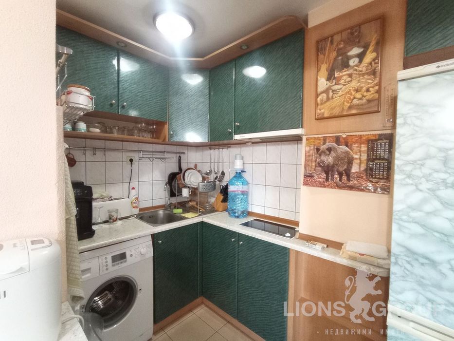 Продава се Двустаен апартамент в Варна, Лятно кино Тракия - 70 кв.м за 1993 €/кв.м - Снимка #2