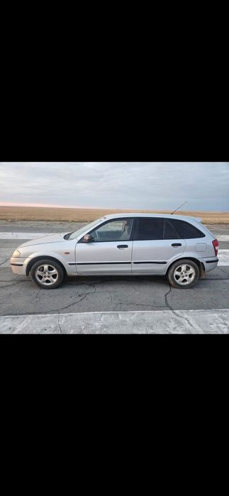 Срочно продам мазда