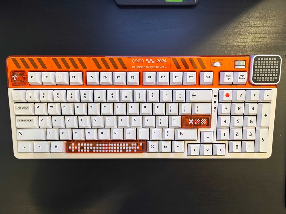 Tastatura gaming mecanica wireless  QwertyKey 100 Apex