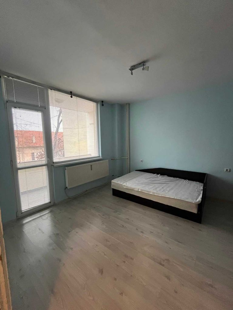 Продава се Двустаен апартамент в Разград, Лудогорие - 74 кв.м за 1447 €/кв.м - Снимка #9