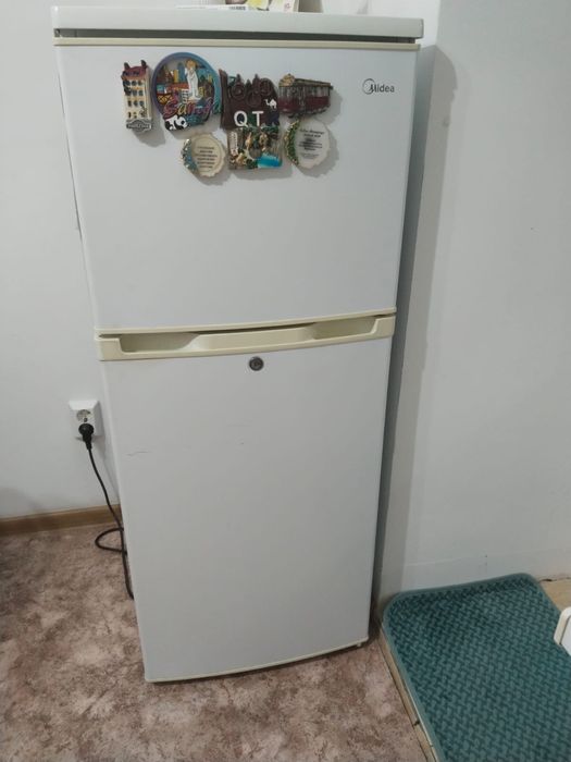 Срочно продам холодильник