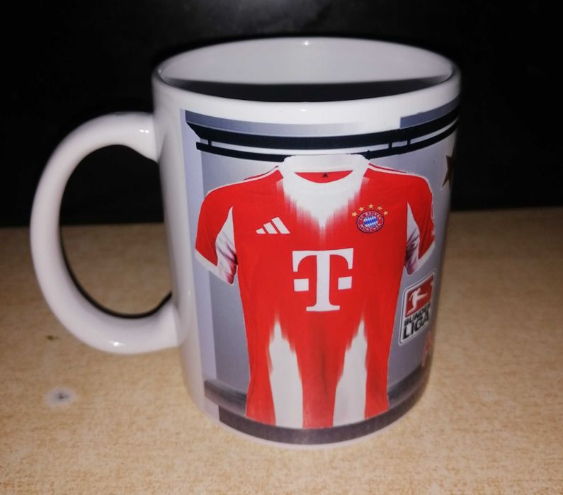 Футболна фен Чаша на Байерн Мюнхен с име сезон 25/26!Bayern Munich