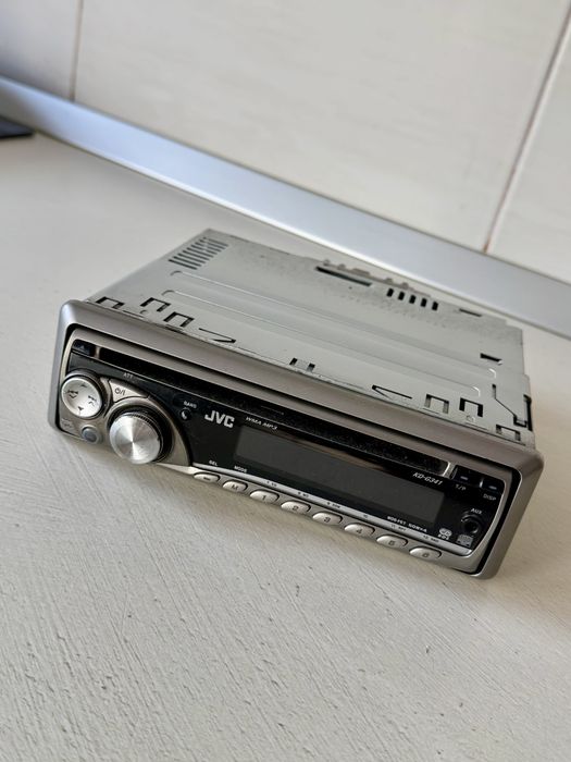 Radiocasetofon masina JVC