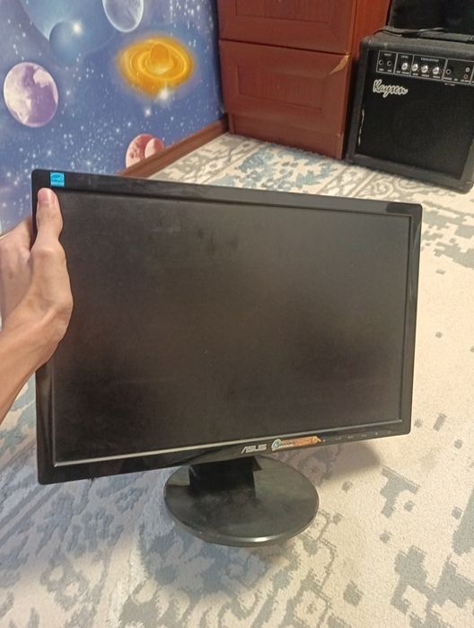 Продам монитор(на запчасти)
