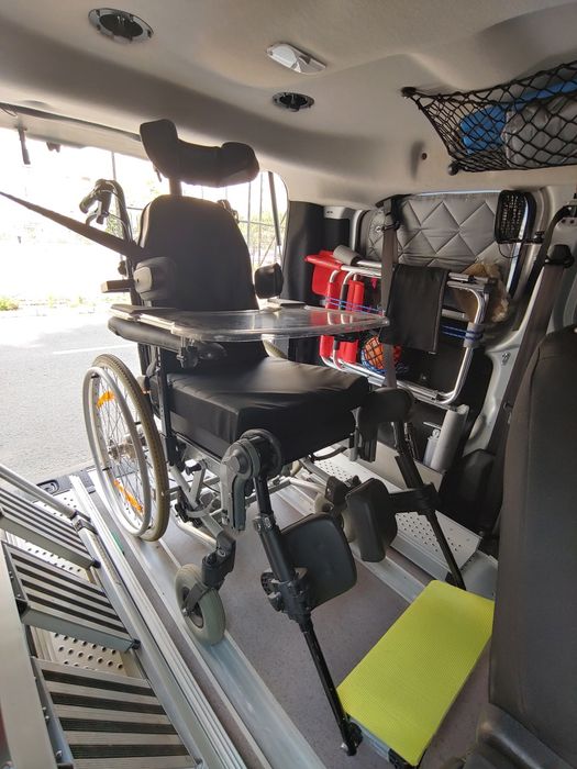 Scaun rulant neurologic,rabatabil,reglabila hidraulic.