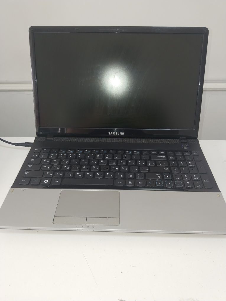 Samsung i3, ram 6 gb, hdd 500, video 1 gb