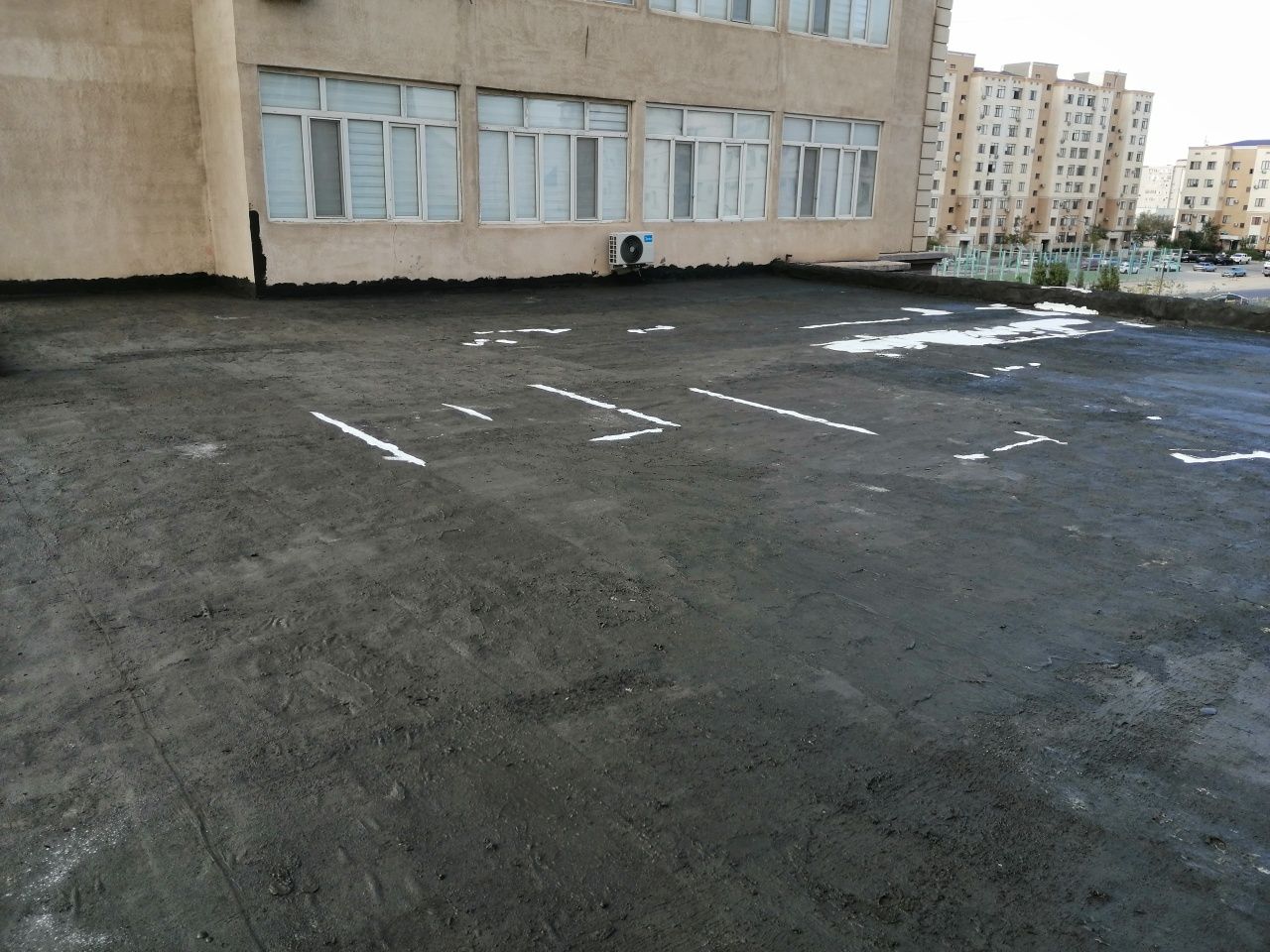 Гидроизоляция кровли из металлочерепицы и руберойда.