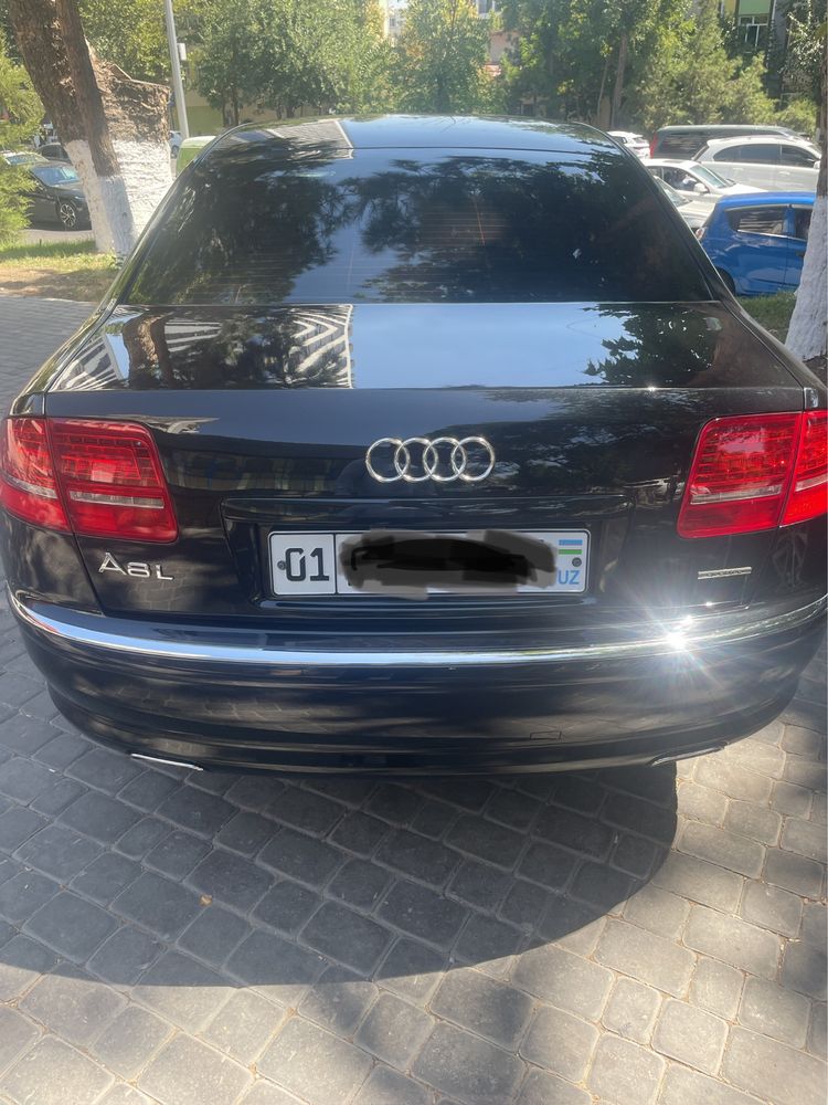 Audi A8 Long W12 6.0 quadro