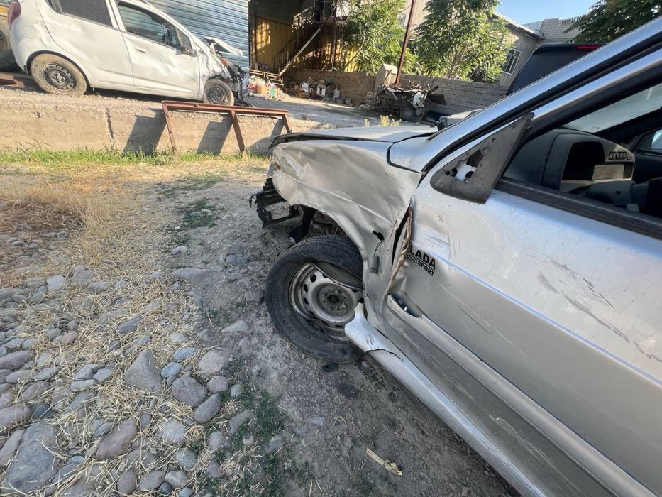 Lada 2115 yil petnyashka metani bor 2008 yil