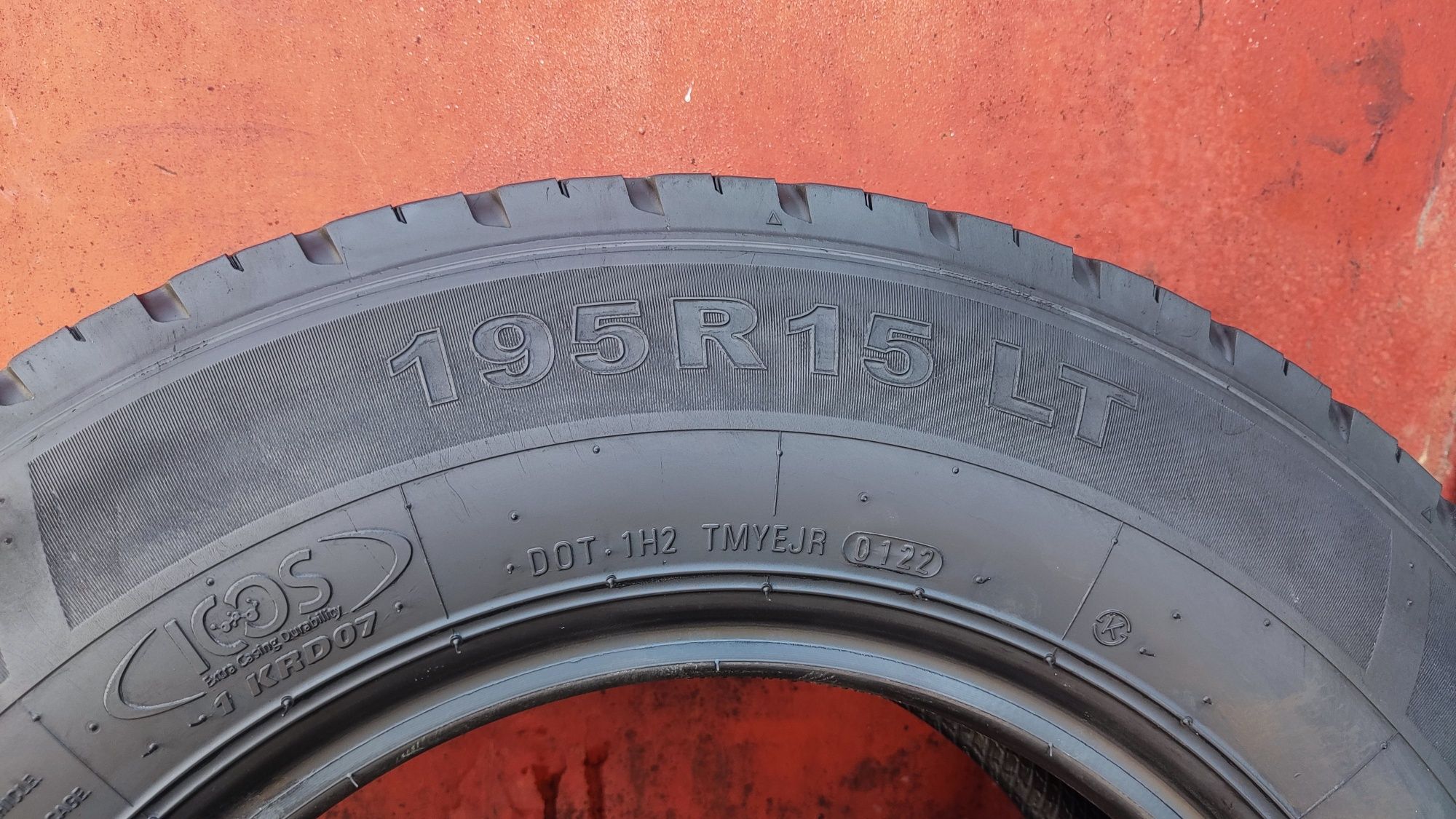 1бр. гума 195/R/14 Kumho KRD07, dot22
12PR, плата
dot22
9.7mm
Много до