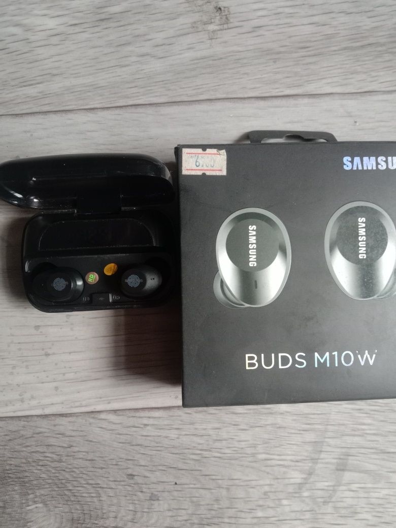 Наушники BUDS M10W самсунг