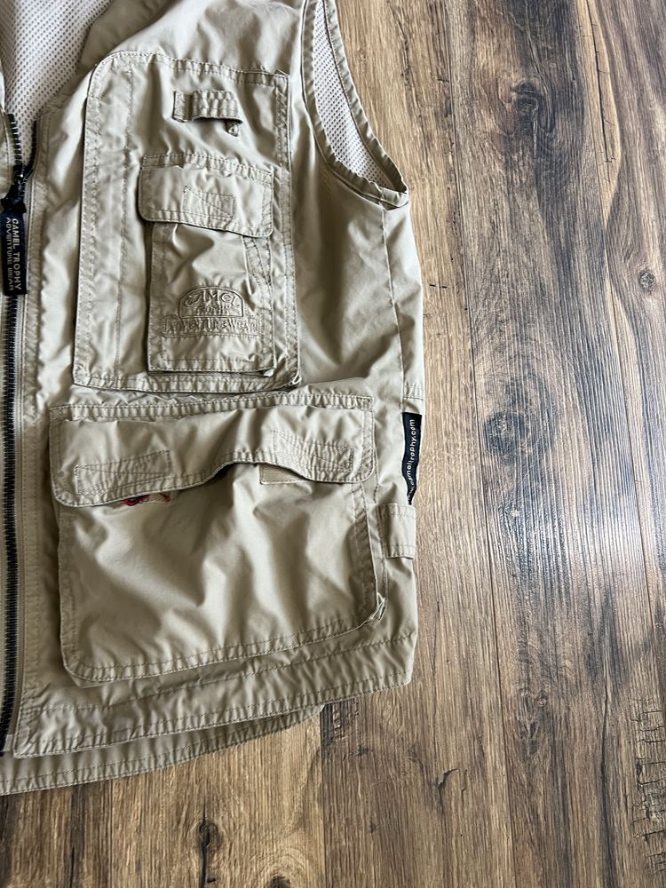 Camel Trophy size 52