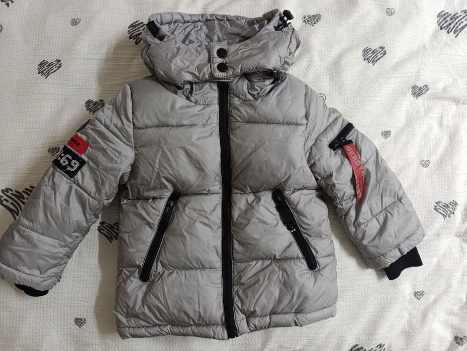Продам зимний детскую курточку 86 р
