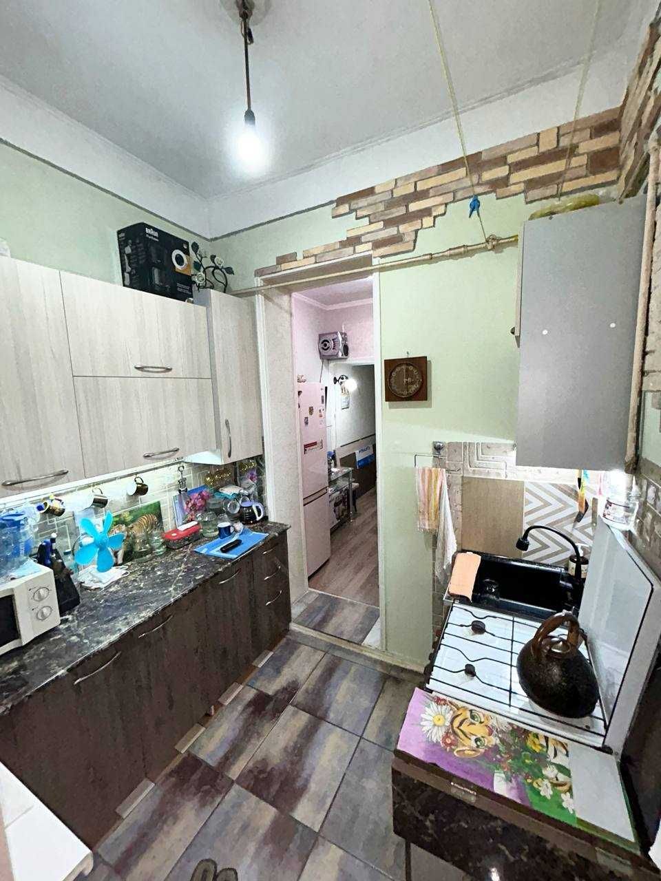 Максим Горький ( 3 комнатная ) Срочно продается