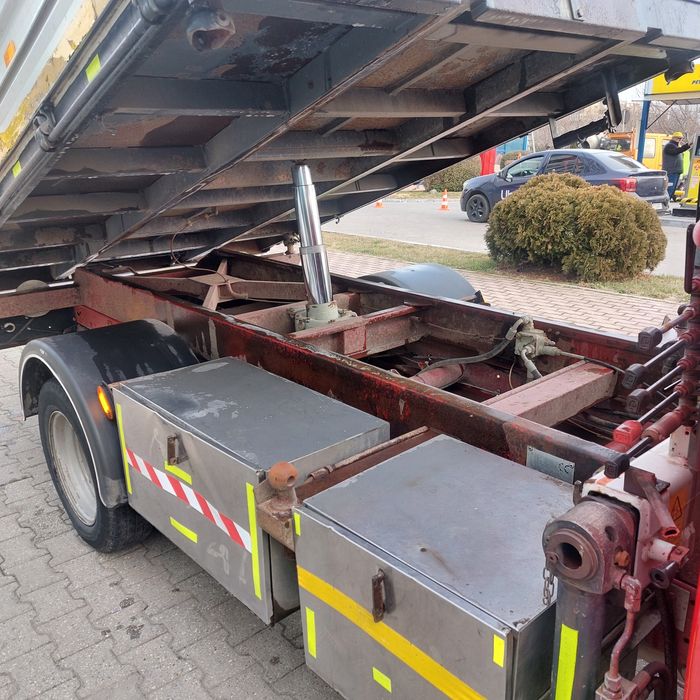 Iveco daily basculabil cu macara