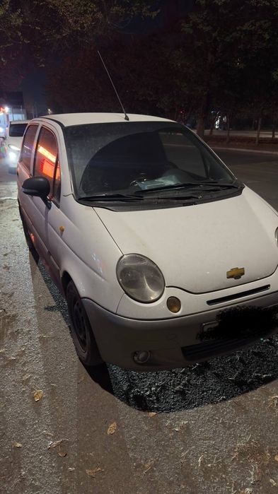 Matiz best 2010 yil faqat naxtga sotiladi zaril rangi oq moshina benzi