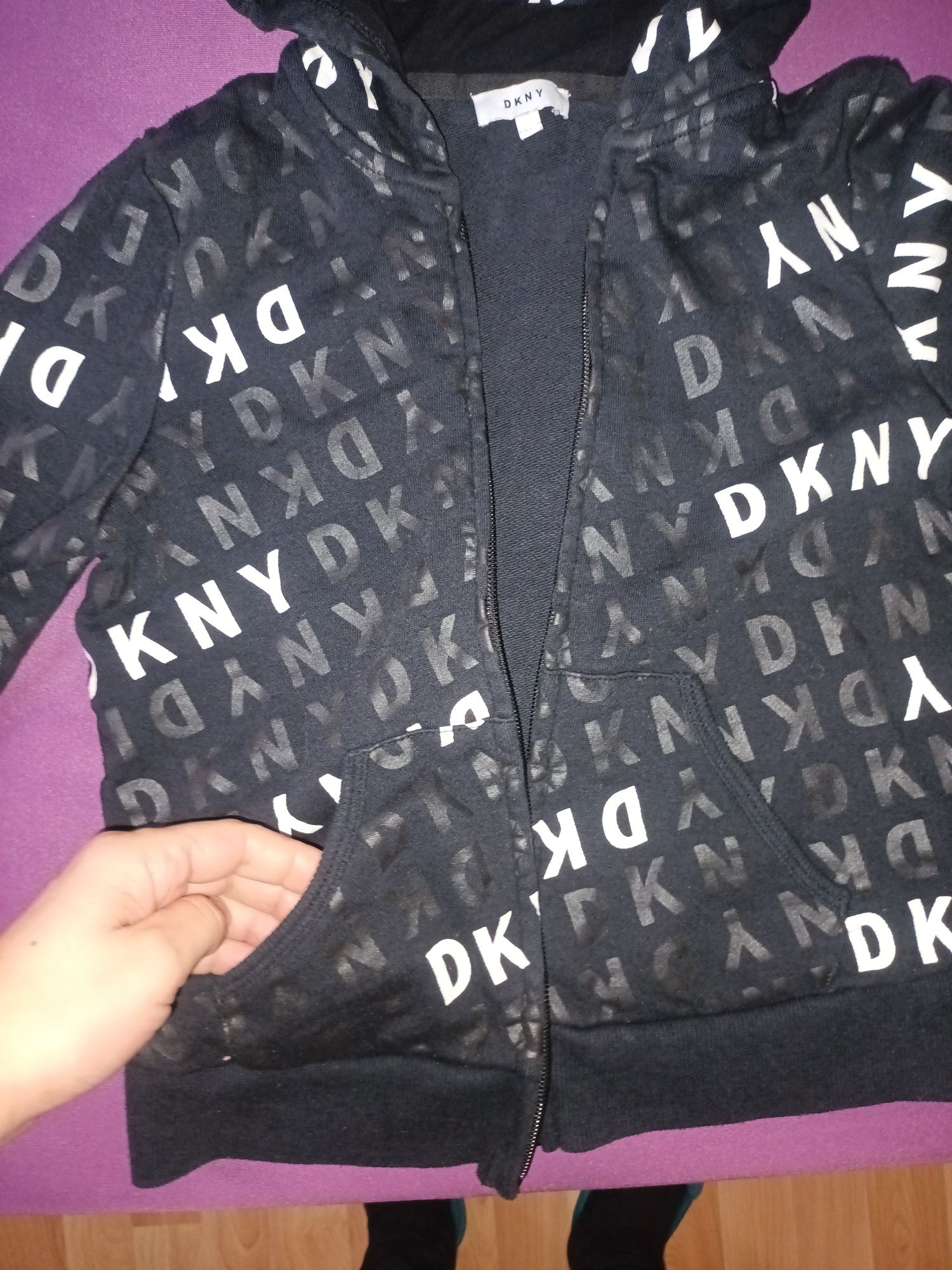 DKNY  уникална детска горна дреха 8-10г