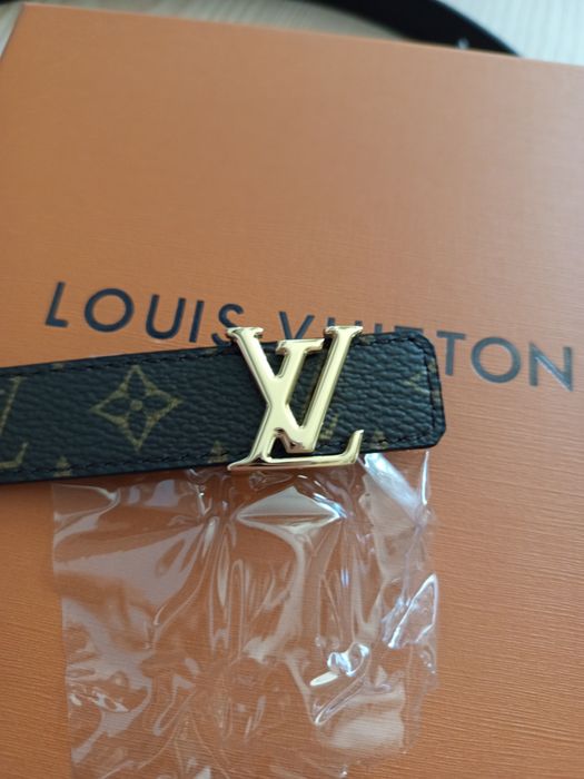 Curea Louis Vuitton reversibila