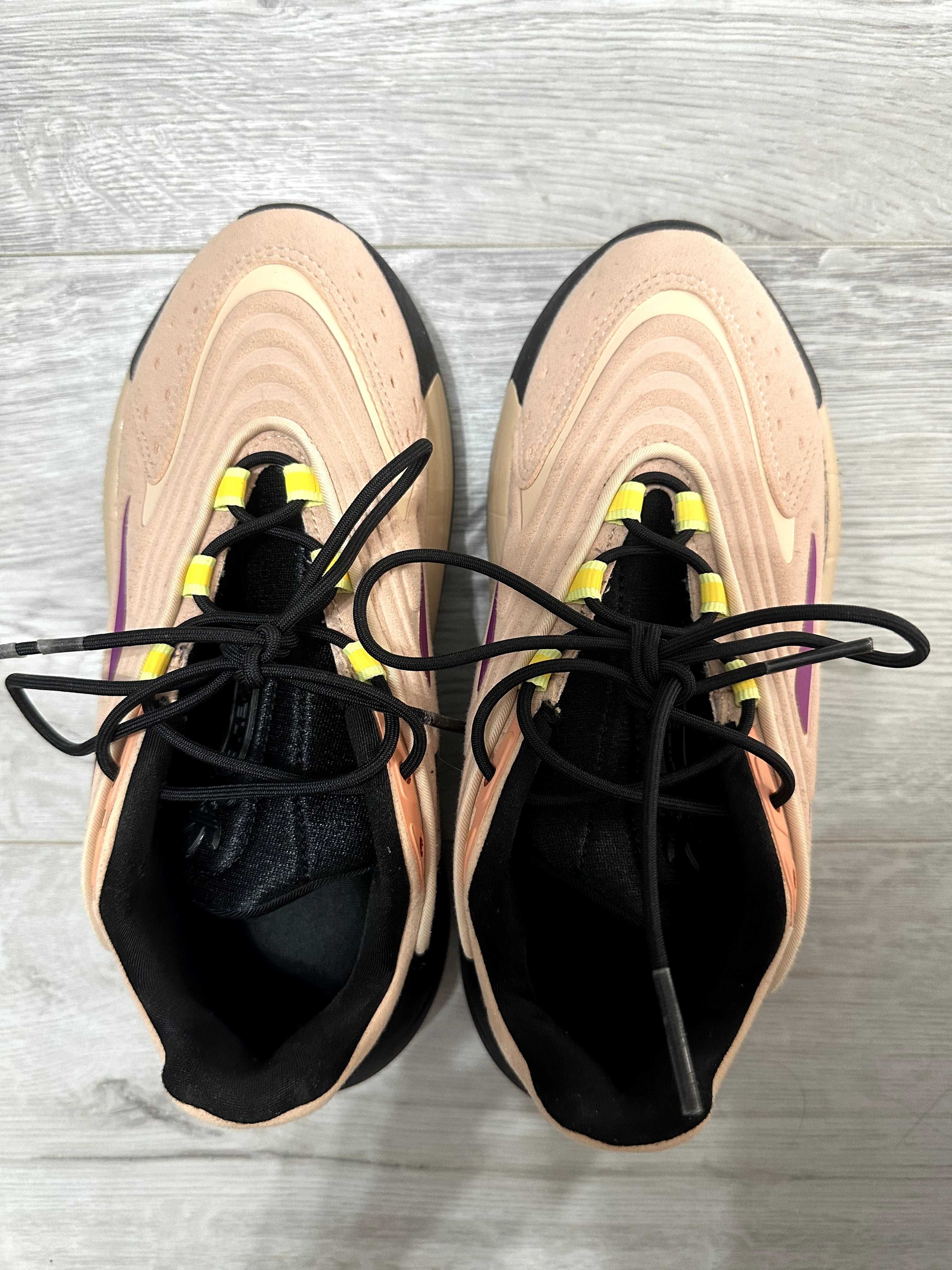 Маратонки Adidas, в отлично състояние