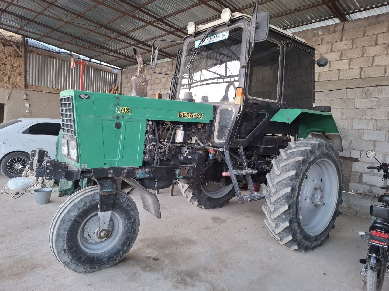 MTZ 80X sotiladi