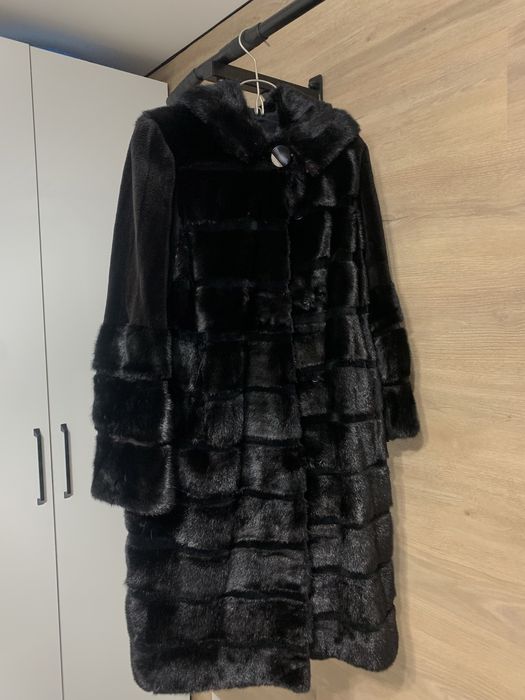 Продам норковую шубу