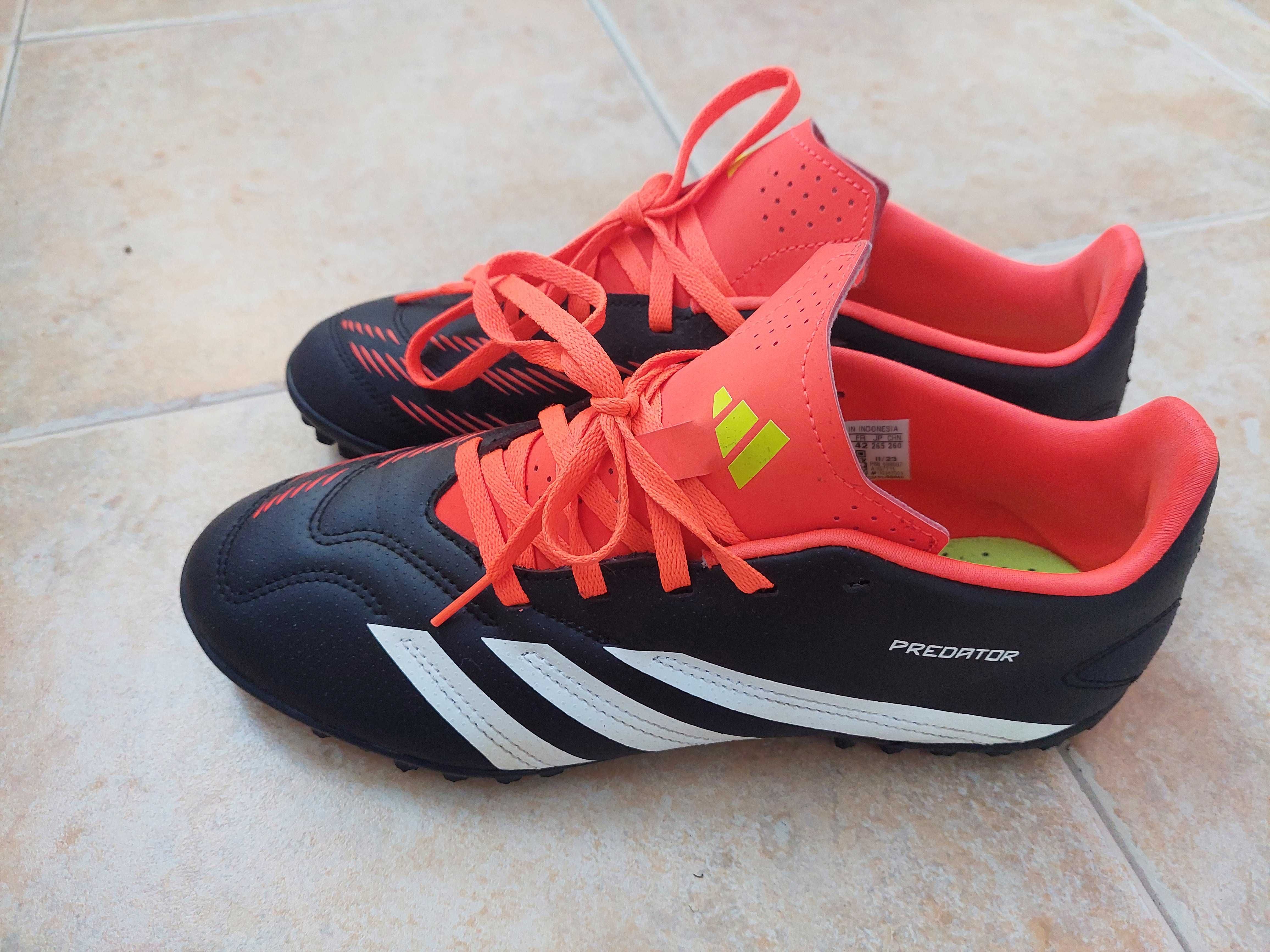 Обувки за футбол Adidas Predator- Декатлон номер 42(40)