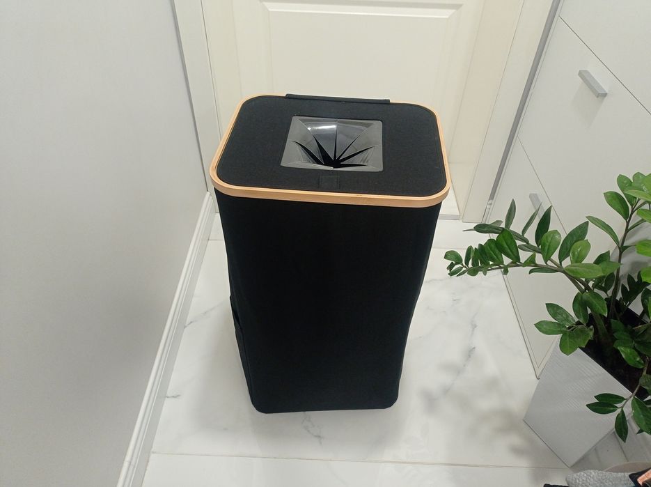 Кош за пране с капацитет 94л.