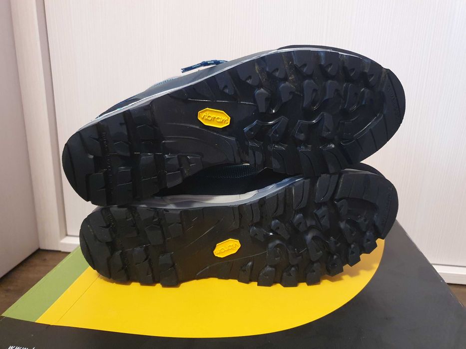 Bocanci femei La Sportiva Trango Tech GTX 39 1/2