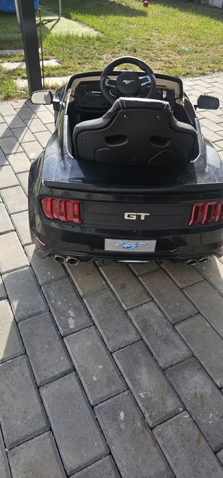 Masina electrica Mustang